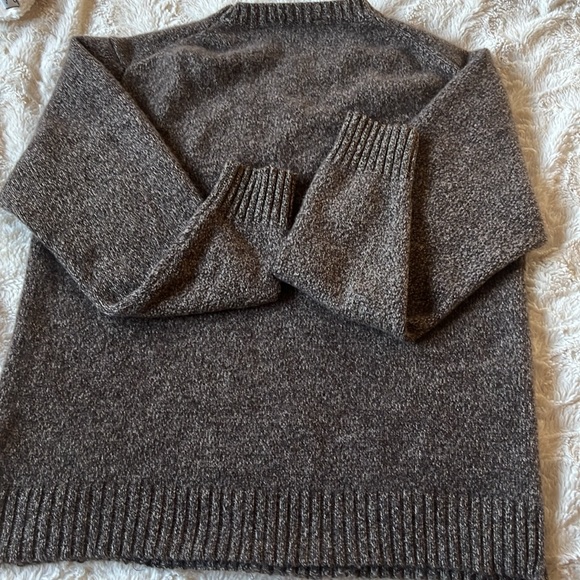 Garys Brown 100% Cashmere Very Soft And Think Sweater Size  L - Picture 5 of 8